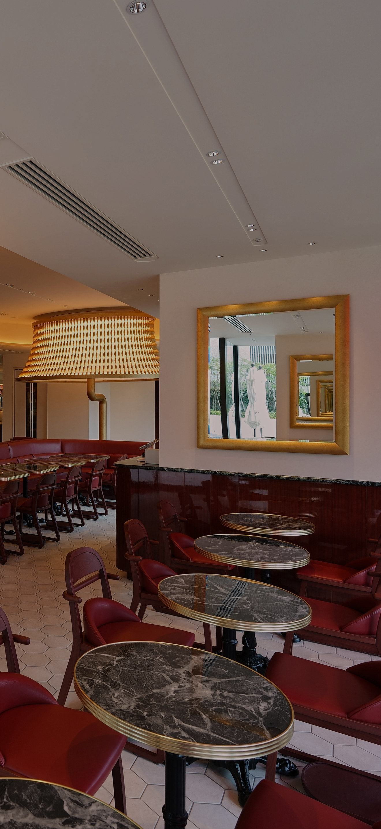 東京・南青山のカフェレストラン LA & LE（ラ・エ・ル）